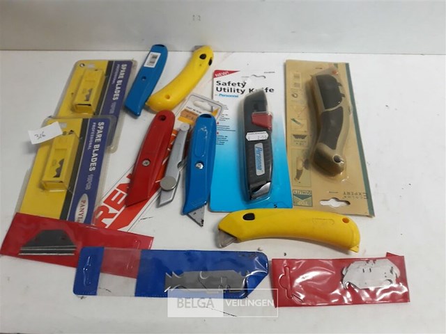 13 x messen + vervangmessen mix - afbeelding 2 van  3