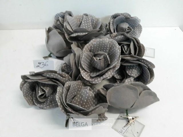13 x roos stof grijs met clip 9 cm - afbeelding 2 van  3