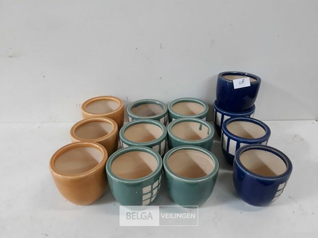 13 x stenen bloempotje 9cm gelakt mix kleuren - afbeelding 2 van  3