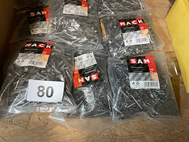 13 zakken nagels - afbeelding 2 van  8