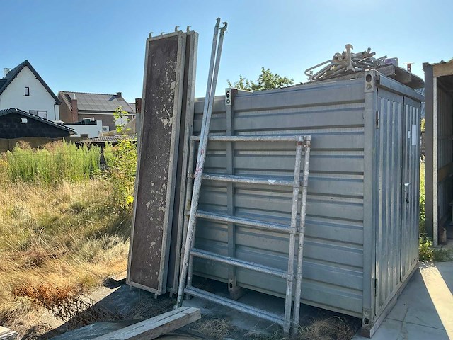 130x300 steiger - afbeelding 1 van  1