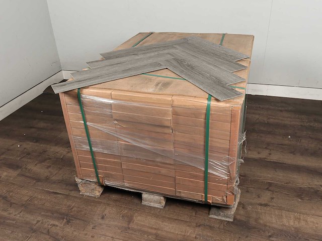 131 m2 pvc spc click visgraat met xps onderlaag - 640 x 128 x 6 mm - afbeelding 4 van  4