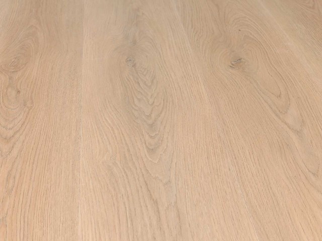 132 m2 pvc spc click plank met xps onderlaag - 1220 x 228 x 4+1 mm - afbeelding 1 van  3