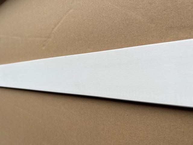 1320 lm plinten 2200x68x11mm - afbeelding 5 van  7