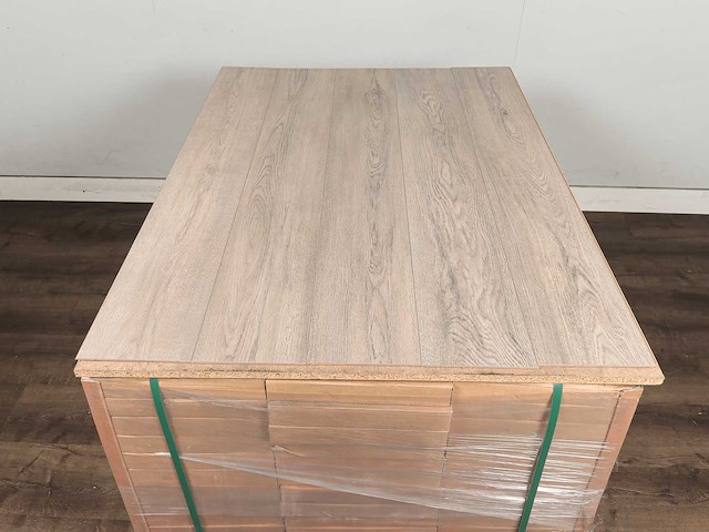 133 m2 laminaat plank - 1383 x 193 x 7 mm - afbeelding 3 van  4