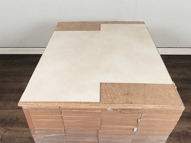 133 m2 pvc click tegel - 950 x 475 x 4 mm - afbeelding 3 van  4