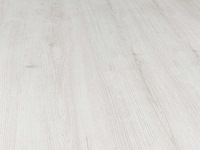 134 m2 laminaat plank - 1383 x 193 x 8 mm