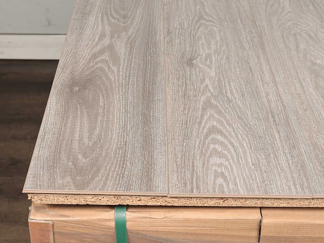 136 m2 laminaat plank - 1383 x 193 x 7 mm - afbeelding 2 van  4