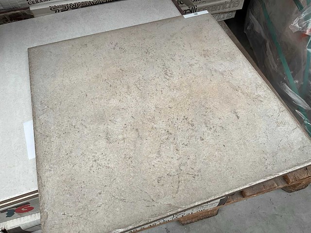 13,65m2 pastorelli dionesco vloertegel (41.7x41.7) - afbeelding 1 van  3