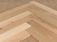 138 m2 parket eiken visgraat onbehandeld mutliplank - 540 x 90 x 12 mm - afbeelding 2 van  4