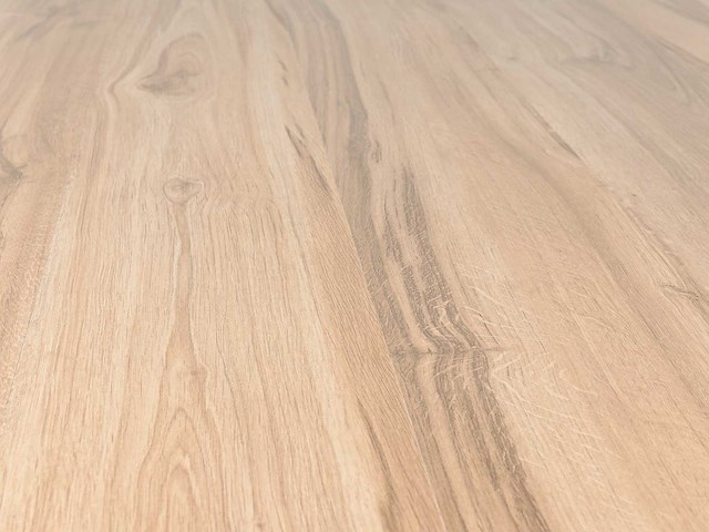 139 m2 laminaat plank - 1383 x 193 x 8 mm - afbeelding 1 van  4