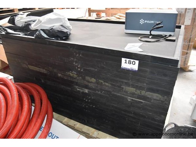 13x diverse zonnepanelen, werking niet gekend - afbeelding 1 van  1