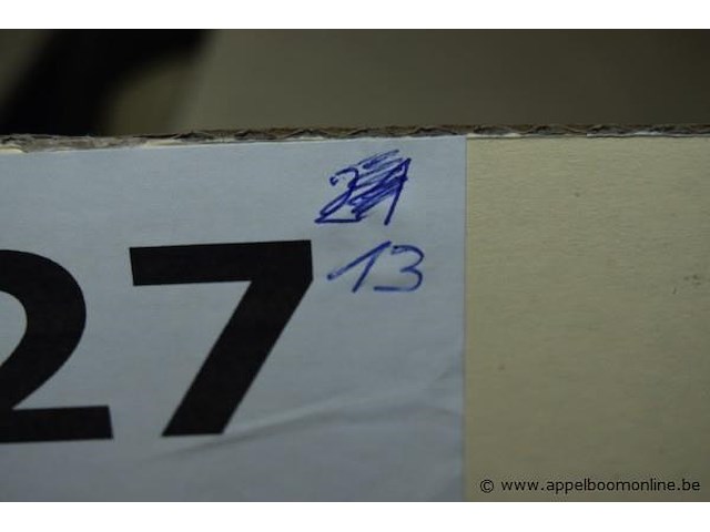 13x fles rode wijn, louis jadot, les petites pierres bourgogne pinot noir 2001, 1500ml - afbeelding 3 van  3