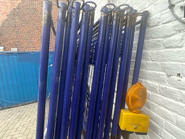 13x partij afix metalen bouwhekken / werfhekken - afbeelding 2 van  3