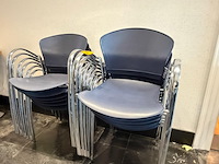 13x stapelbare stoel