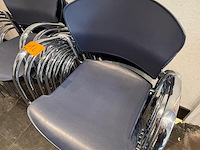 13x stapelbare stoel - afbeelding 3 van  4