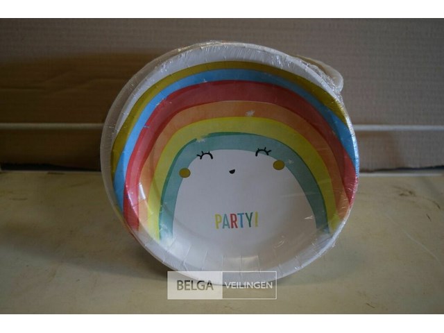 13x8st kartonnen bordjes ø23cm - afbeelding 1 van  2