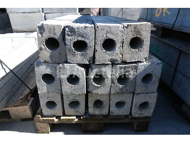 14 betonnen latei 120x14x19 - afbeelding 1 van  5