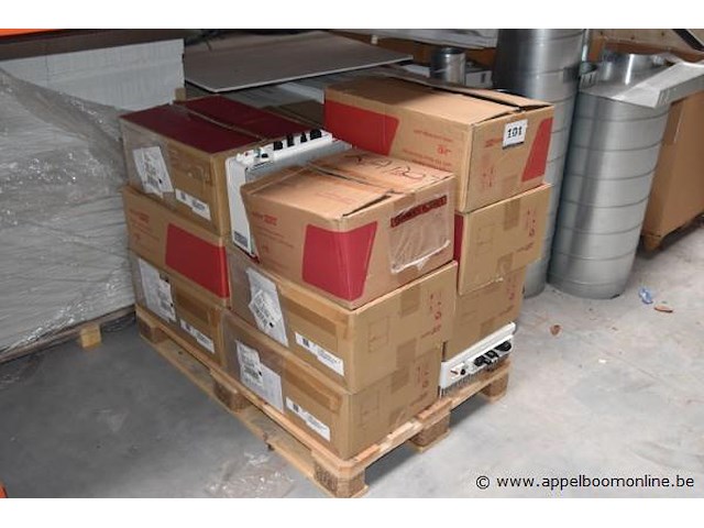 14 diverse omvormers, solar edge, wo. se5000h, werking niet gekend - afbeelding 1 van  4