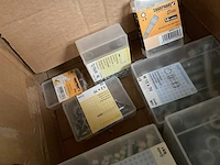 14 dozen hout bouten en moeren - afbeelding 5 van  6