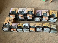 14 dozen hout schroeven