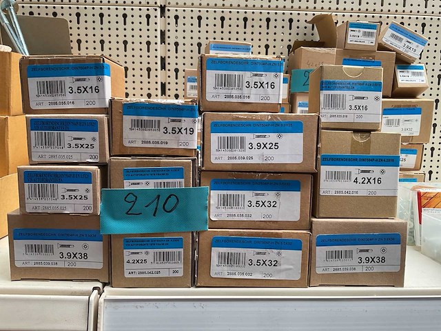 14 dozen zelfborende schroeven - afbeelding 1 van  4