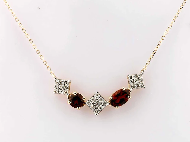 14 kt geelgouden ketting met hanger van 1,16 cts natuurlijke diamant en granaat - afbeelding 1 van  7