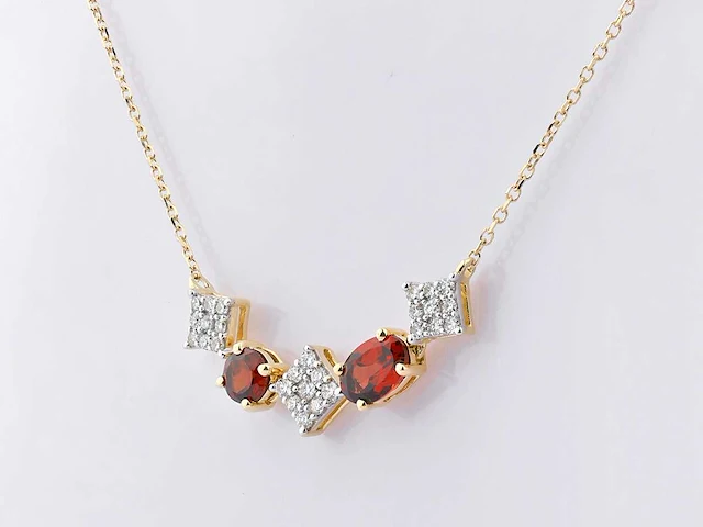 14 kt geelgouden ketting met hanger van 1,16 cts natuurlijke diamant en granaat - afbeelding 2 van  7