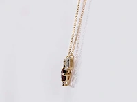 14 kt geelgouden ketting met hanger van 1,16 cts natuurlijke diamant en granaat - afbeelding 4 van  7