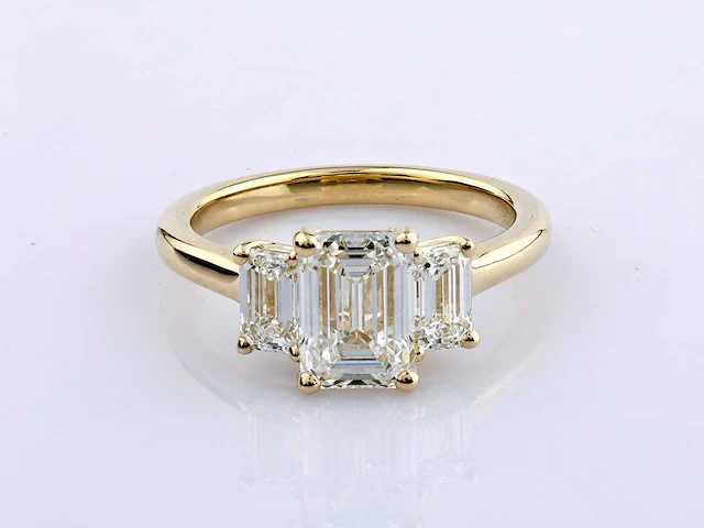 14 kt geelgouden ring met 3,02 cts laboratoriumgekweekte diamant - afbeelding 1 van  10
