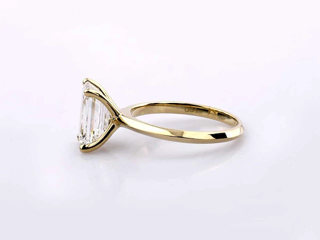 14 kt geelgouden ring met 3,07 cts laboratoriumgekweekte diamant - afbeelding 8 van  9