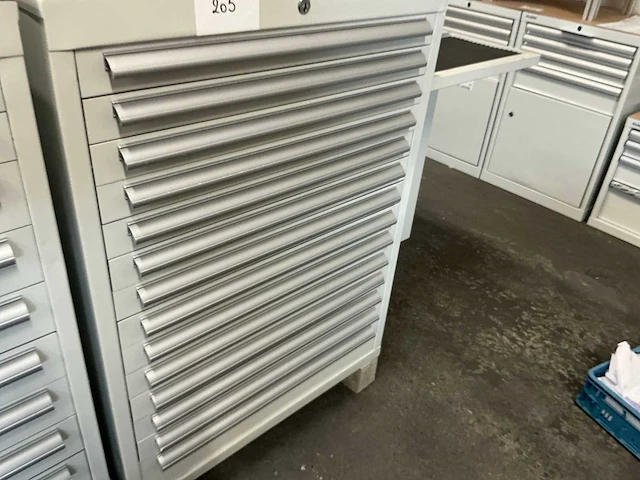 14-laden materiaalkast - afbeelding 3 van  5