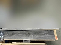 ± 14 pakken plak-pvc vloer