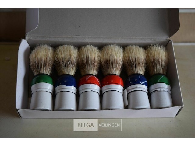 ±14 scheerkwasten - afbeelding 1 van  2