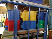 14 stapelbare magazijnbakken - afbeelding 3 van  3