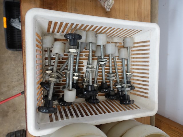 14 trommelremverstellers - afbeelding 1 van  2