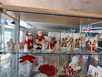 14 verschillende porseleinen kerst- en winterbeeldjes w.o.: 6 beeldjes nina & marco goebel