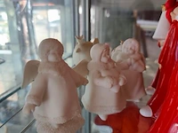 14 verschillende porseleinen kerst- en winterbeeldjes w.o.: 6 beeldjes nina & marco goebel - afbeelding 6 van  6
