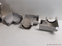 14 x binnenhoek 80mm licht grijs pvc regenafvoer - afbeelding 2 van  2