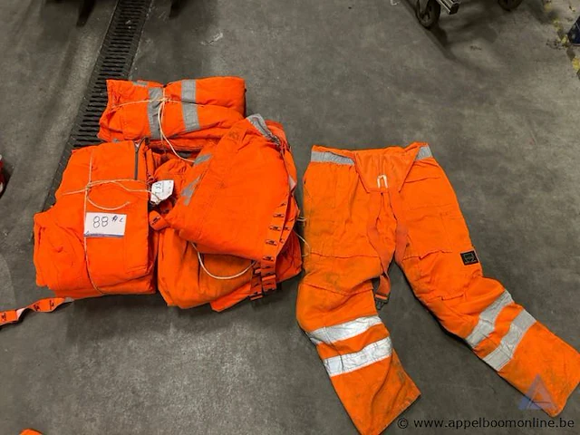14 zaagbroeken, maat l. - afbeelding 1 van  2