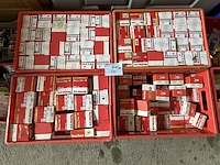 140 dozen pluggen fischer