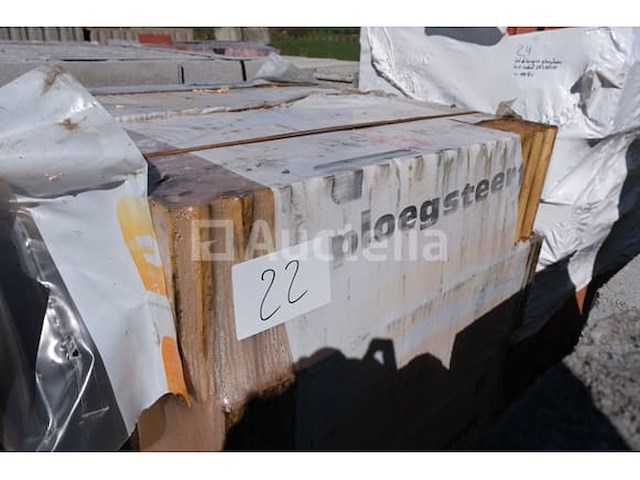 140 ploegsteert lambdabloc holle bakstenen - afbeelding 1 van  6