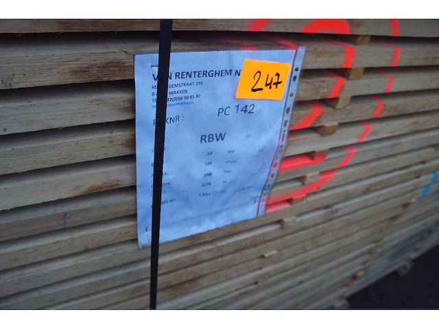 1,43 m³ eiken planken 30mm - afbeelding 1 van  4