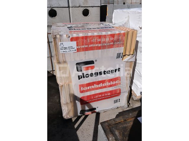 144 ploegsteert lambdabloc holle bakstenen - afbeelding 1 van  6