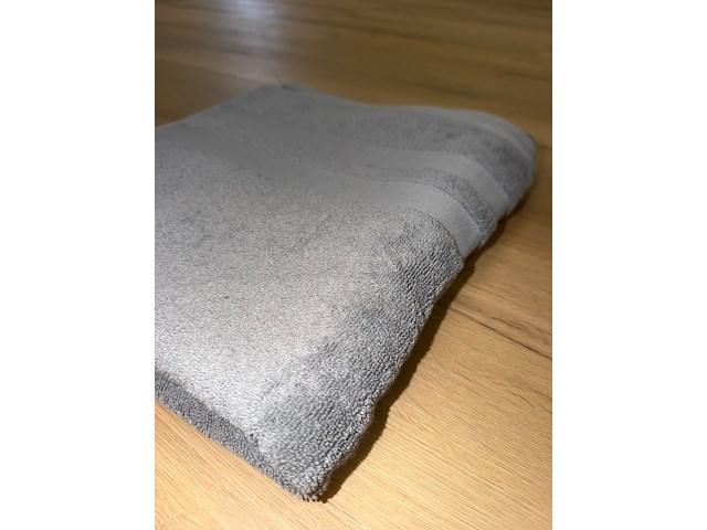 144x handdoek grijs - afbeelding 3 van  6