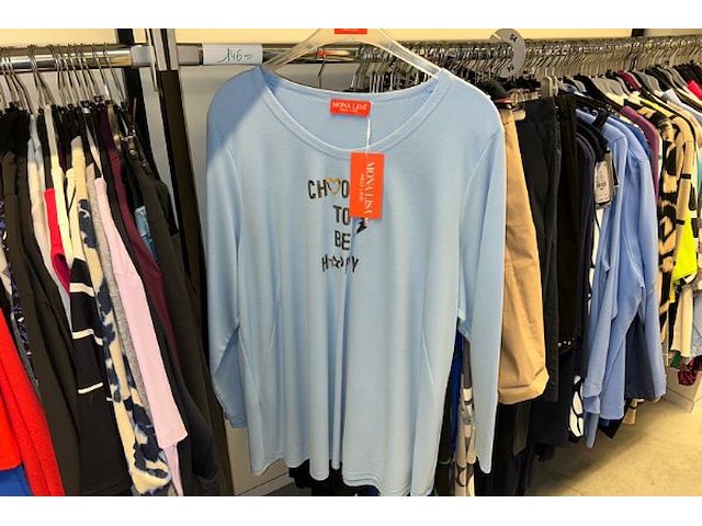 145 damesbloues, truien, vesten en broeken - afbeelding 2 van  9