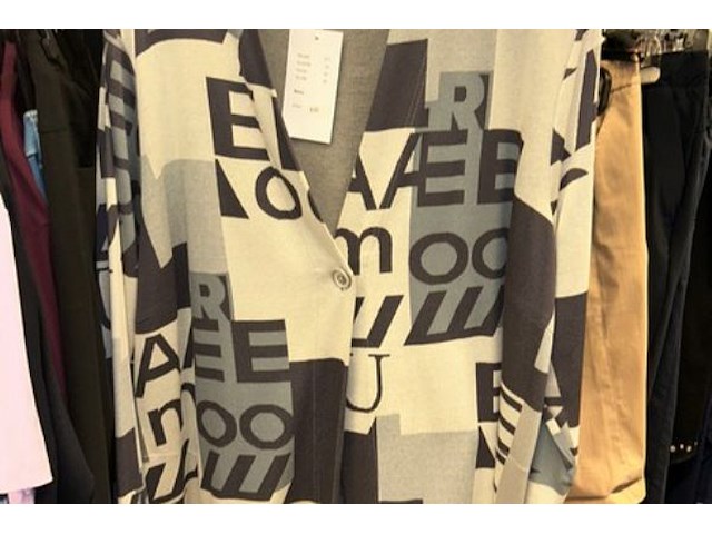 145 damesbloues, truien, vesten en broeken - afbeelding 4 van  9