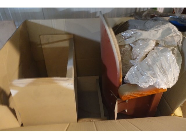 14x pallet diverse onderdelen stoeln - afbeelding 3 van  14