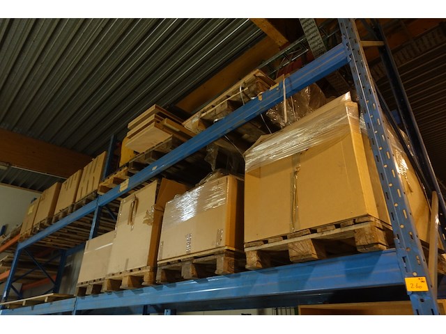 14x pallet diverse onderdelen stoeln - afbeelding 1 van  14