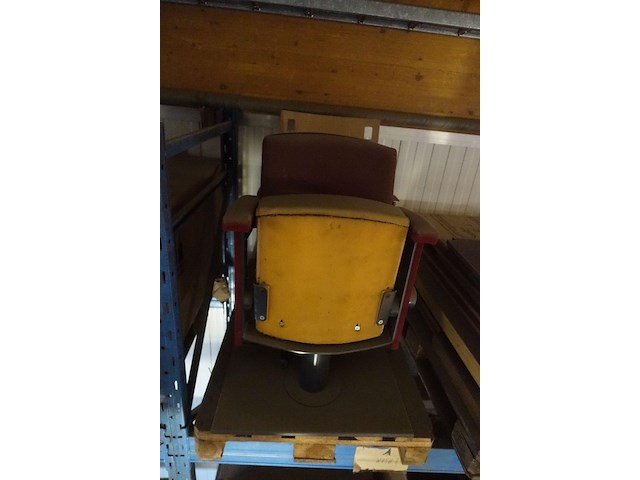 14x pallet diverse onderdelen stoeln - afbeelding 12 van  14